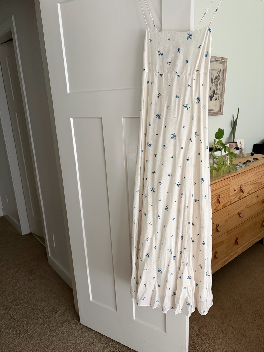H&M Cream Slip Dress with Blue Floral Print - Picture 3 of 7